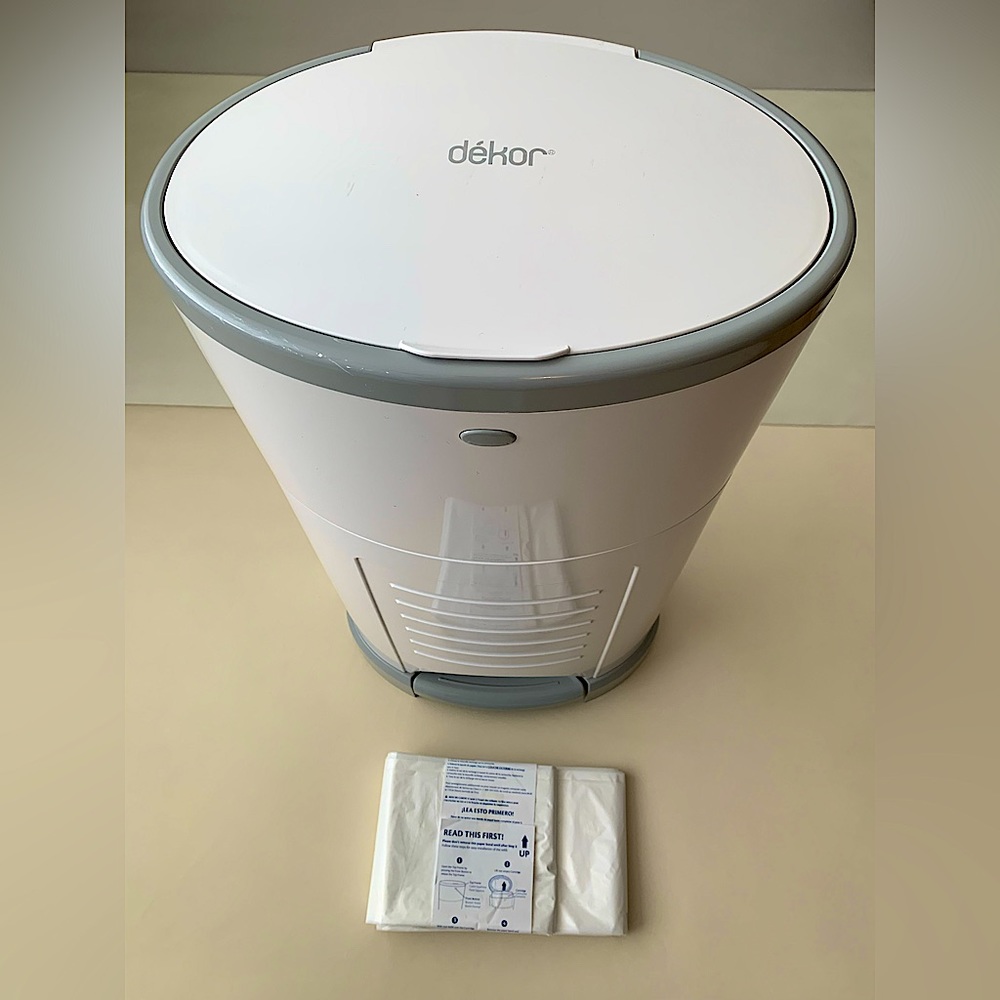 Dekor Classic Hands-Free Diaper Pail, White